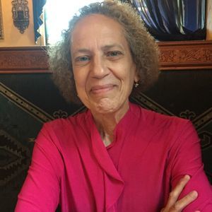 Meet your Posher, Carol